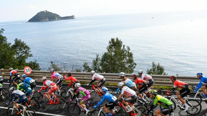 Radfahren am Meer entlang